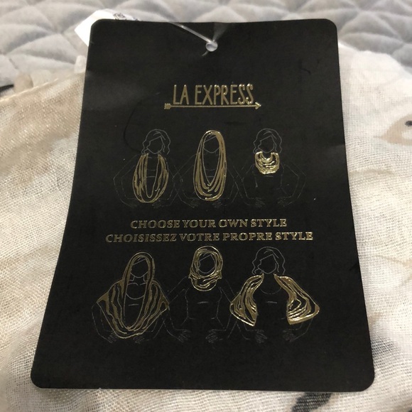 LA Express Eternity Scarf - Picture 2 of 7